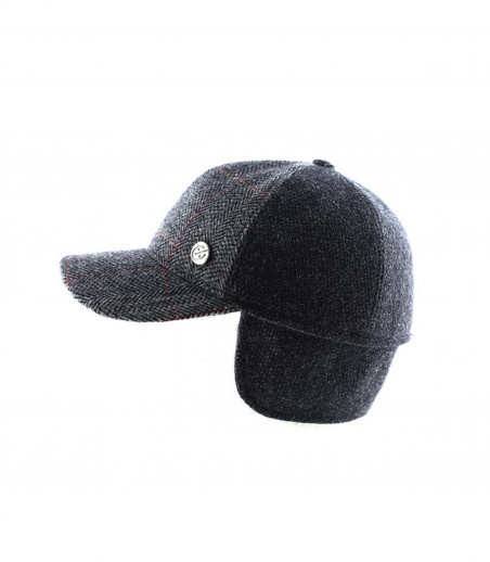 Trucker cap with earflap